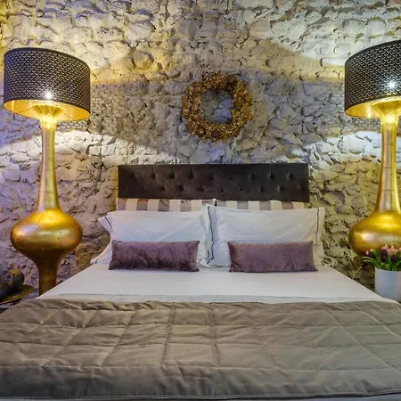 Maison Boutique At Daniela *